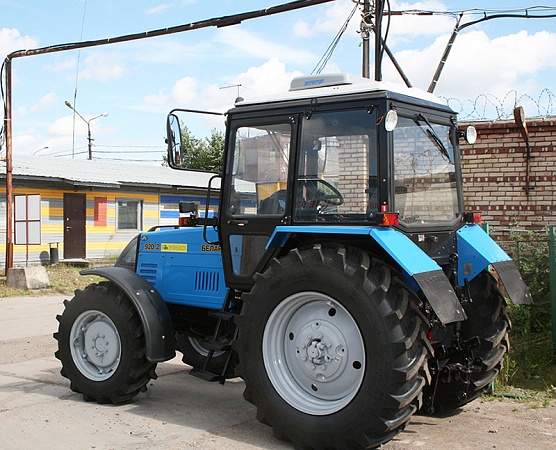 МТЗ-82 (Трактор).Установка кондиционера TerraFrigo